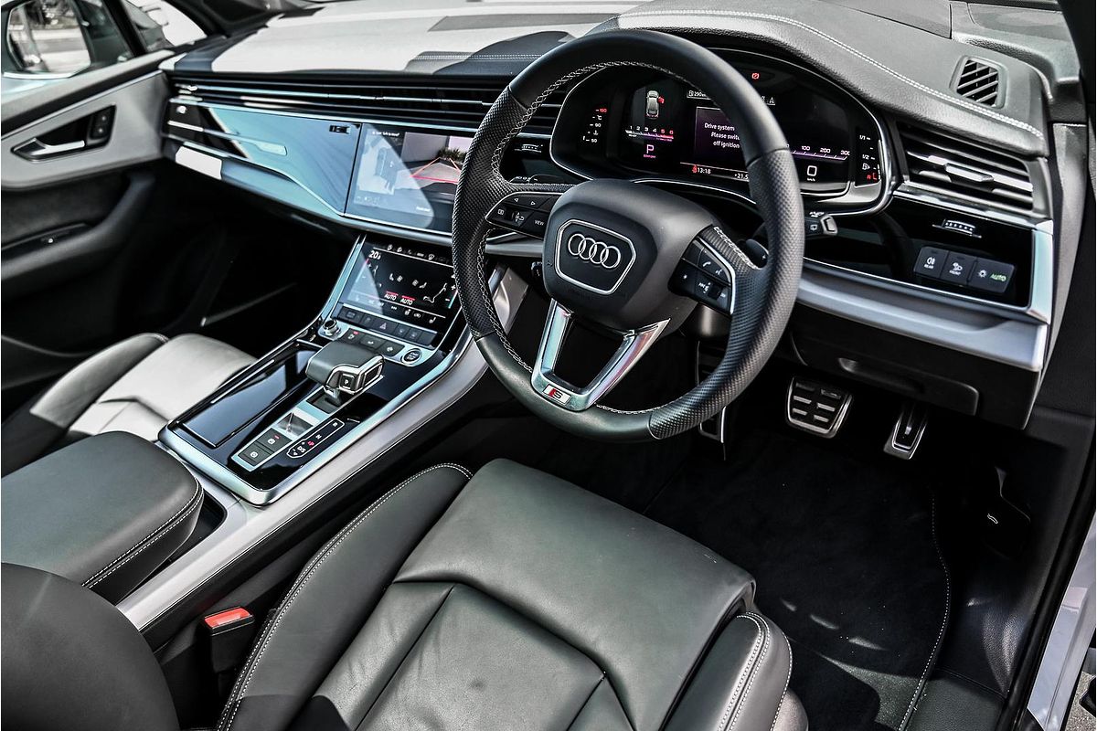 2024 Audi Q7 50 TDI S line 4M