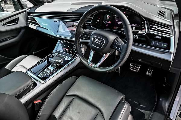 2024 Audi Q7 50 TDI S line 4M