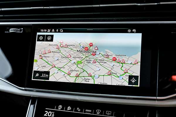 2024 Audi Q7 50 TDI S line 4M