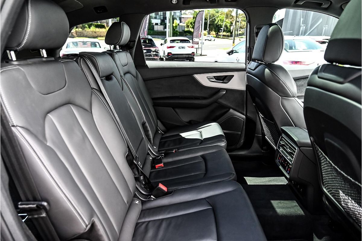 2024 Audi Q7 50 TDI S line 4M