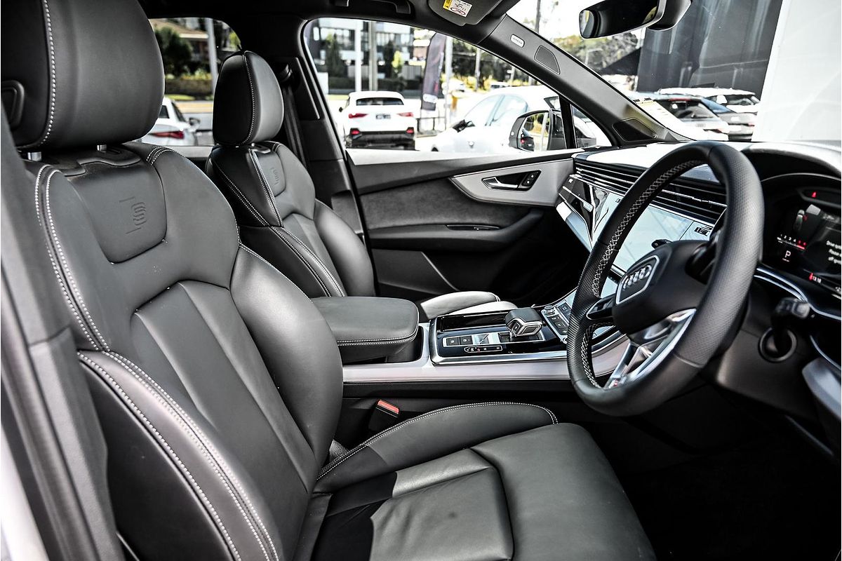 2024 Audi Q7 50 TDI S line 4M