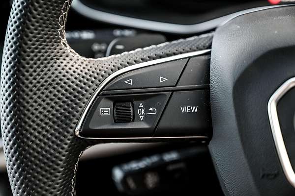 2024 Audi Q7 50 TDI S line 4M