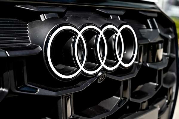 2024 Audi Q7 50 TDI S line 4M