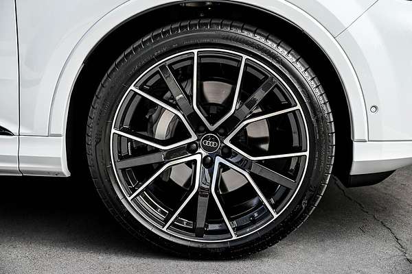 2024 Audi Q7 50 TDI S line 4M