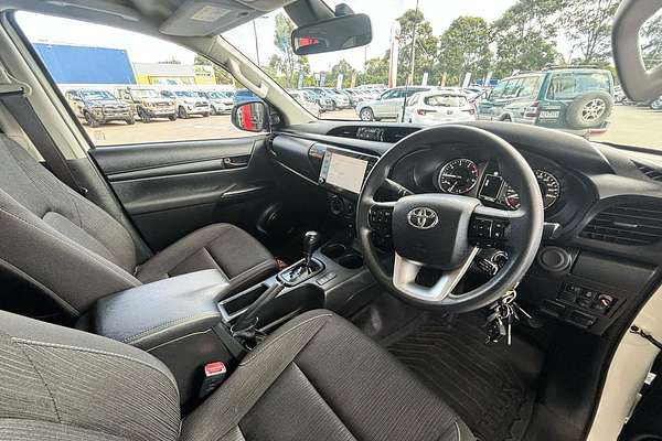 2021 Toyota Hilux SR GUN126R 4X4