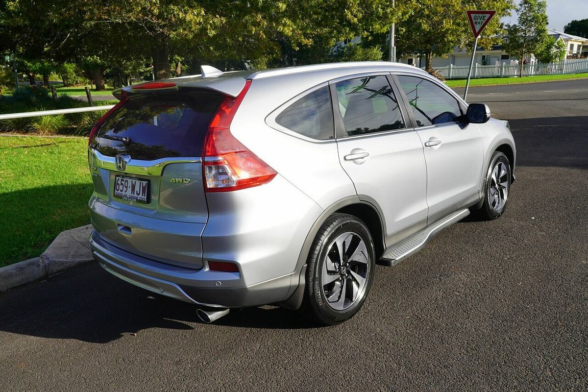 2016 Honda CR-V LE (4x4) 30 Series 2 MY17