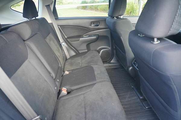 2016 Honda CR-V LE (4x4) 30 Series 2 MY17