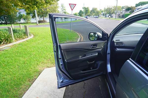 2016 Honda CR-V LE (4x4) 30 Series 2 MY17