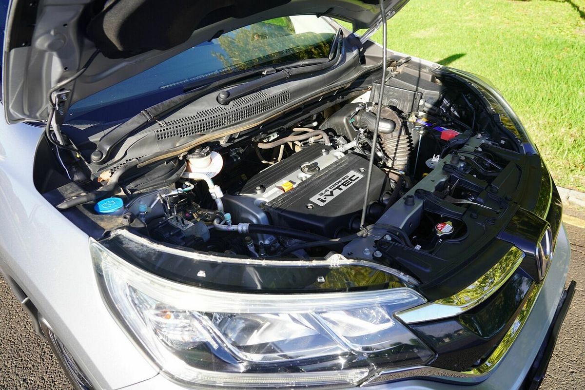 2016 Honda CR-V LE (4x4) 30 Series 2 MY17