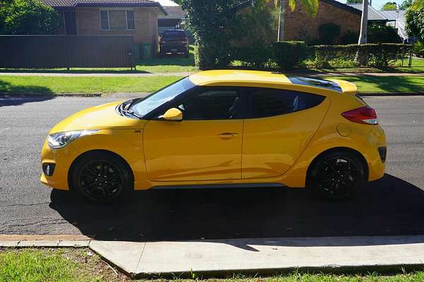 2015 Hyundai Veloster SR Turbo FS3