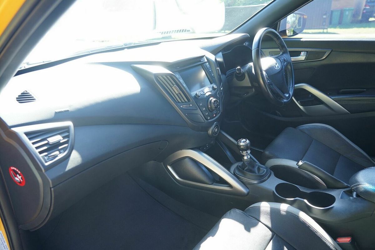 2015 Hyundai Veloster SR Turbo FS3
