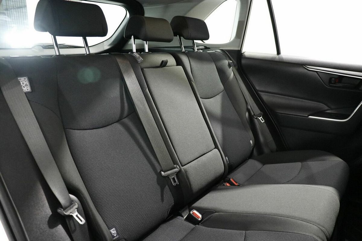 2019 Toyota RAV4 GX AXAH54R