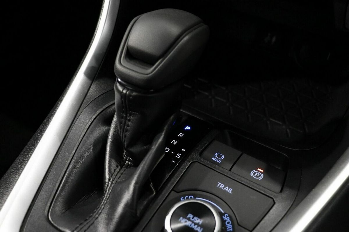 2019 Toyota RAV4 GX AXAH54R