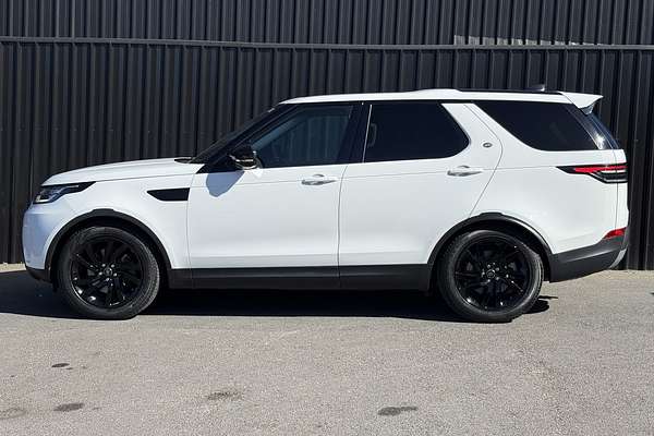 2017 Land Rover Discovery TD6 SE Series 5