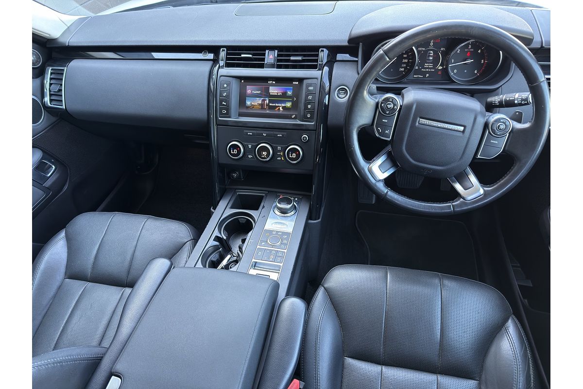 2017 Land Rover Discovery TD6 SE Series 5