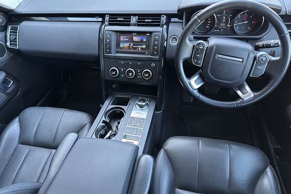 2017 Land Rover Discovery TD6 SE Series 5