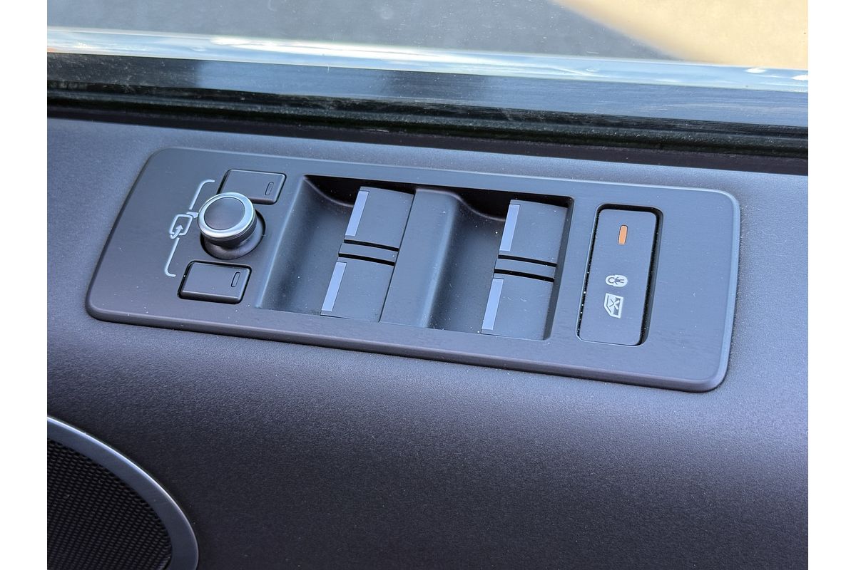 2017 Land Rover Discovery TD6 SE Series 5