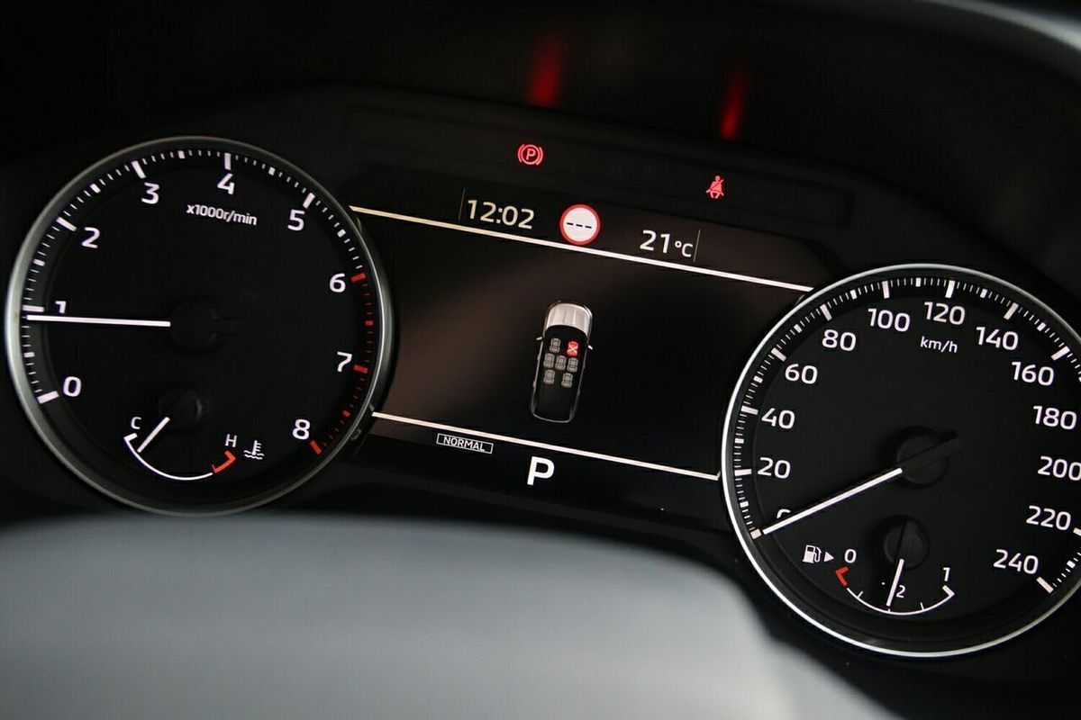 2024 Mitsubishi Outlander LS ZM