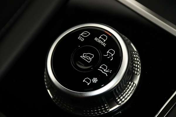 2024 Mitsubishi Outlander LS ZM