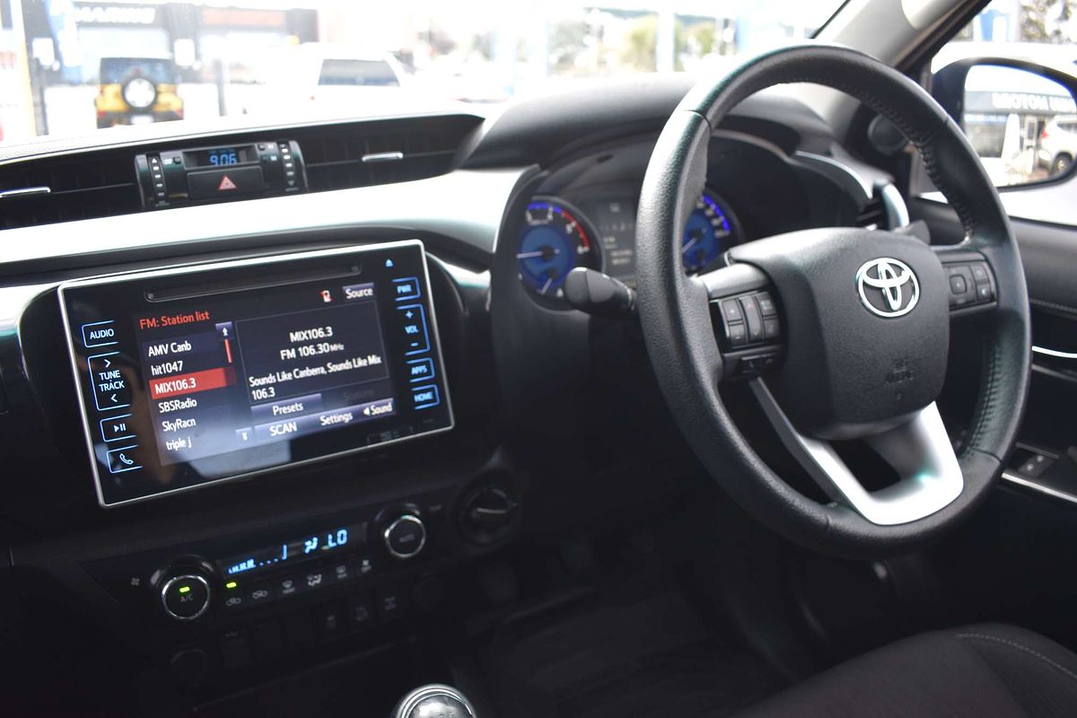 2018 Toyota Hilux SR5 GUN126R 4X4