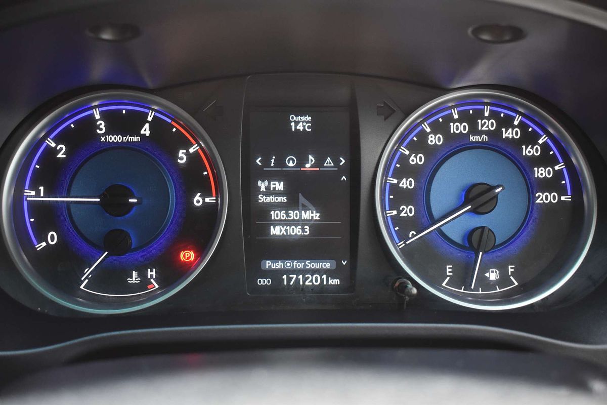 2018 Toyota Hilux SR5 GUN126R 4X4
