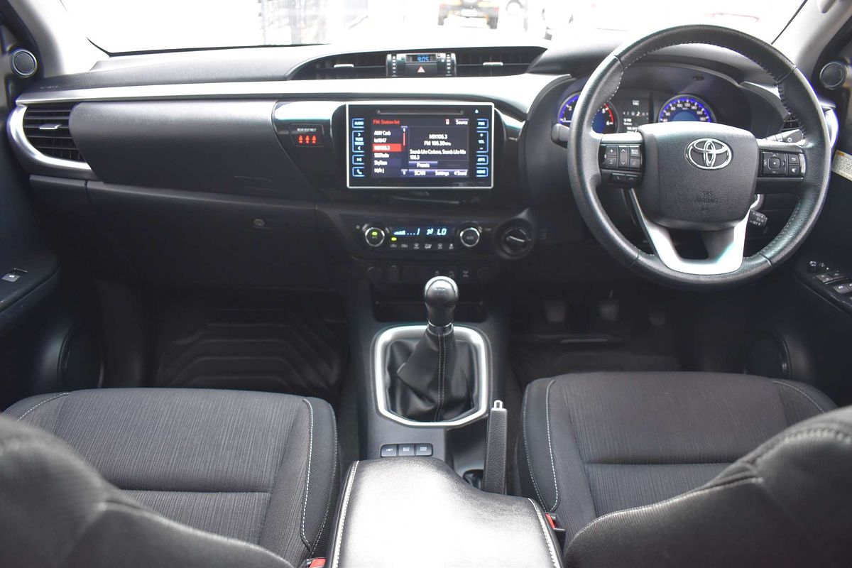 2018 Toyota Hilux SR5 GUN126R 4X4