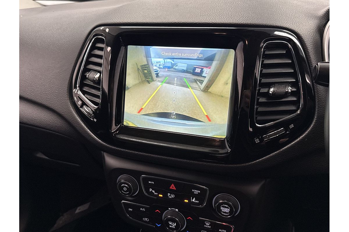 2020 Jeep Compass Limited M6