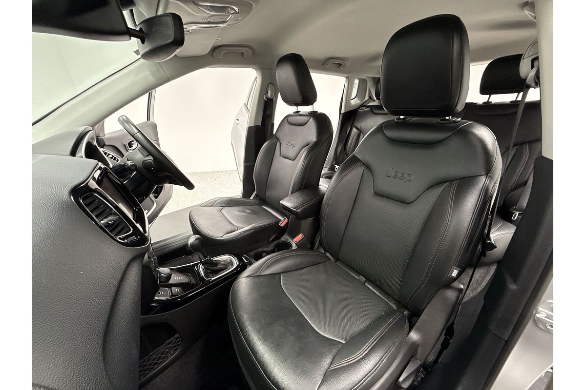 2020 Jeep Compass Limited M6