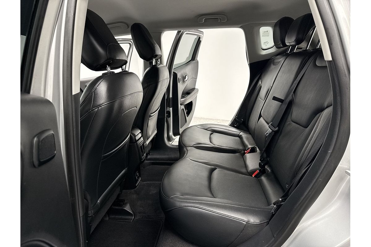 2020 Jeep Compass Limited M6