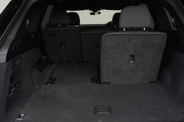 2022 Audi Q7 55 TFSI S line 4M
