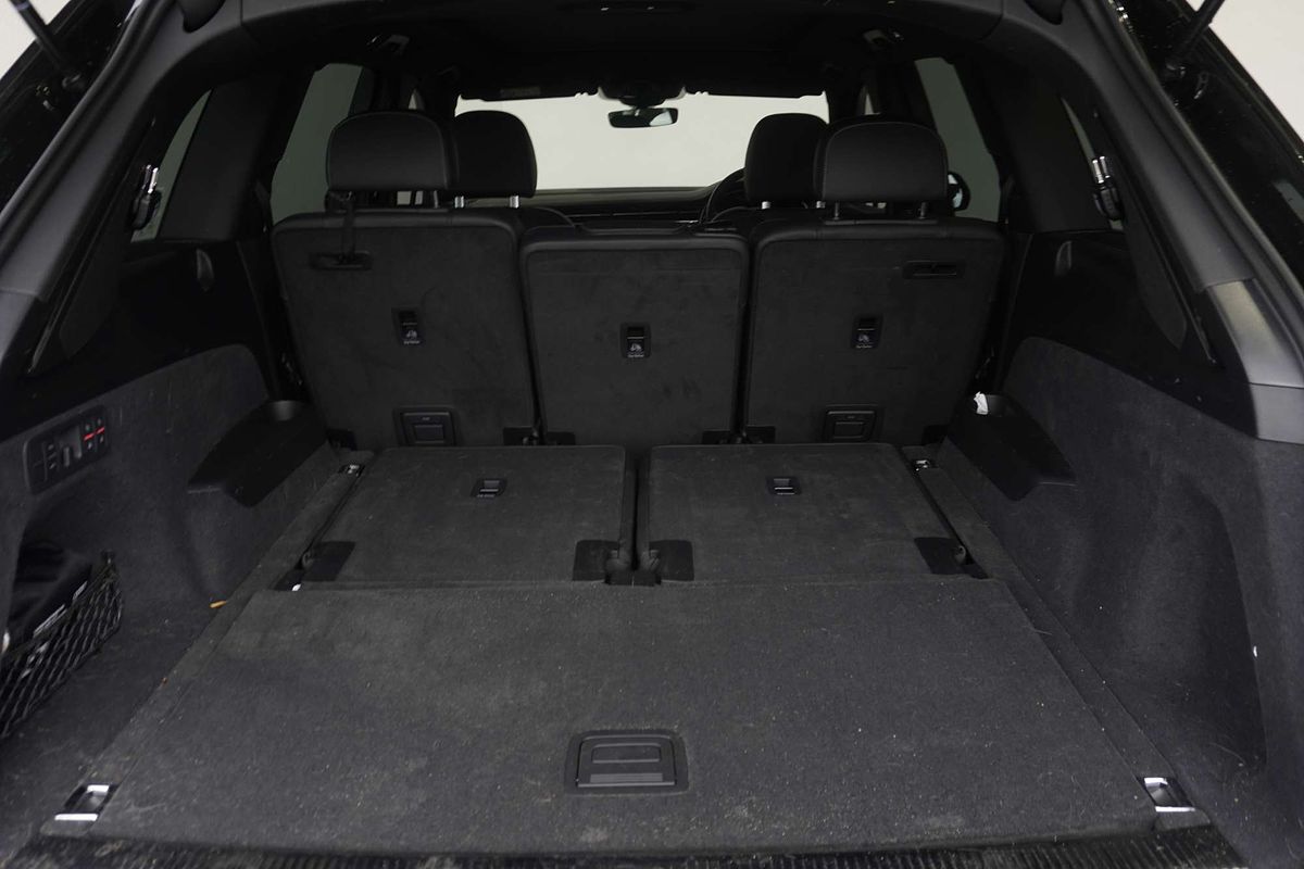 2022 Audi Q7 55 TFSI S line 4M