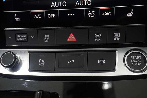 2022 Audi Q7 55 TFSI S line 4M