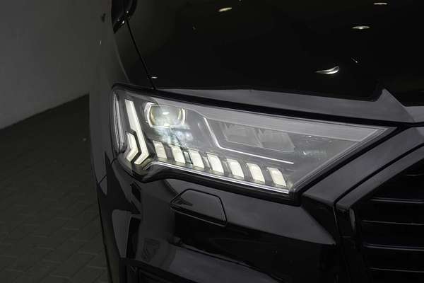 2022 Audi Q7 55 TFSI S line 4M