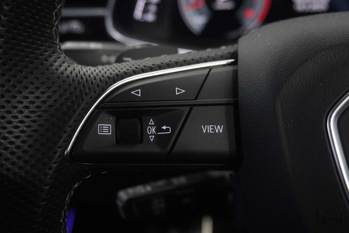 2022 Audi Q7 55 TFSI S line 4M