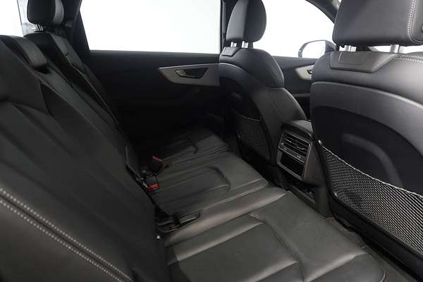 2022 Audi Q7 55 TFSI S line 4M