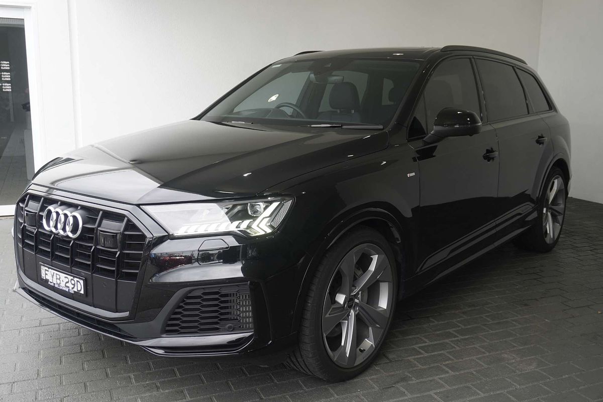2022 Audi Q7 55 TFSI S line 4M