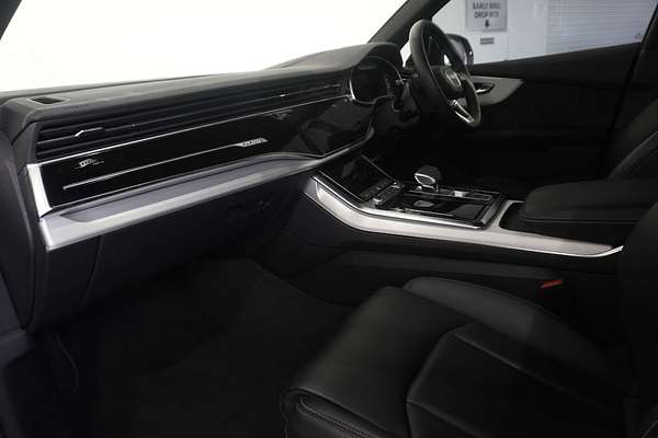 2022 Audi Q7 55 TFSI S line 4M