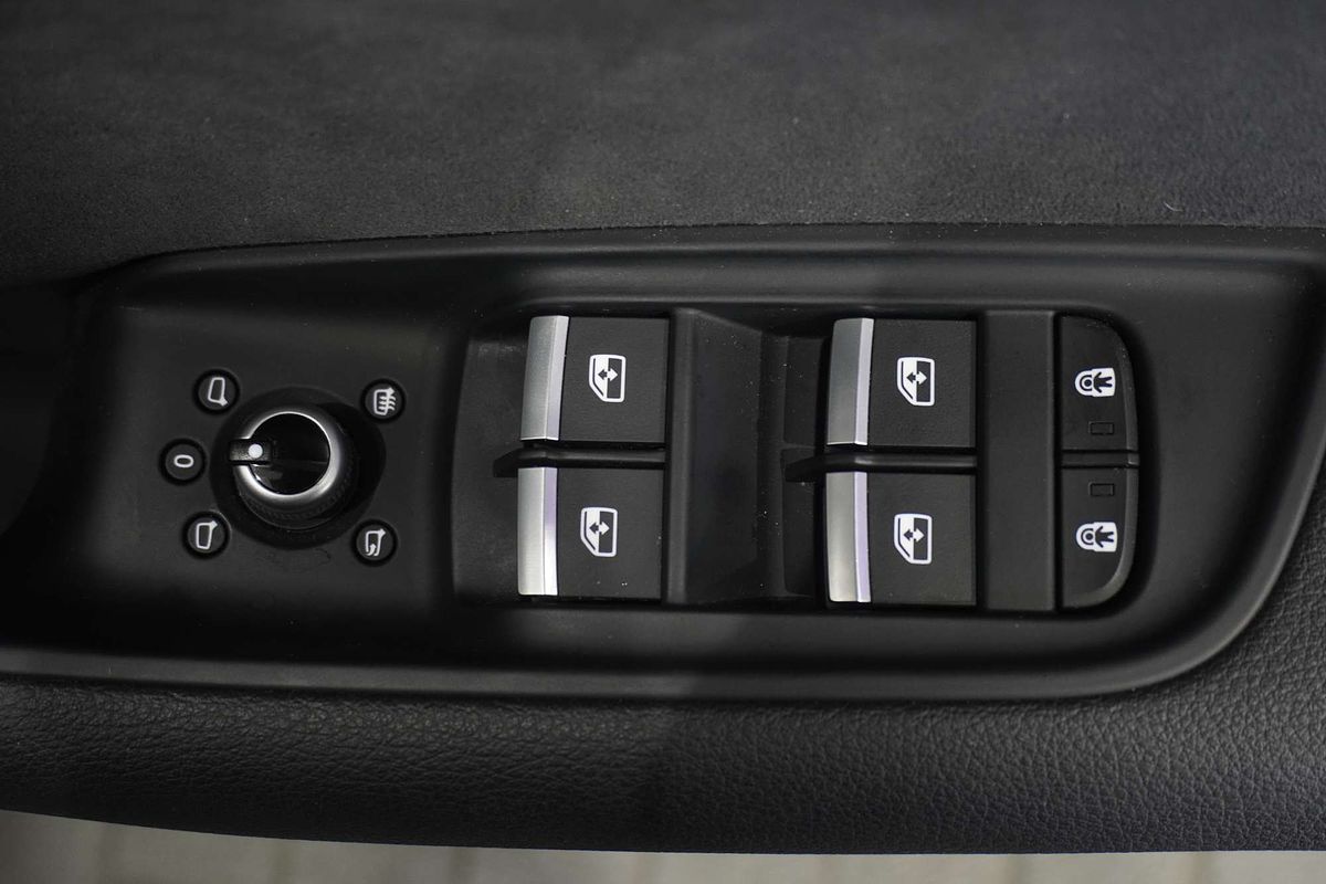 2022 Audi Q7 55 TFSI S line 4M
