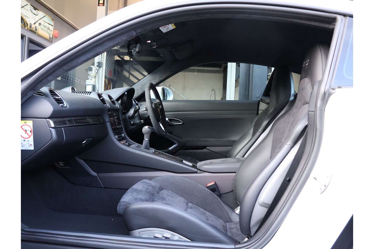 2020 Porsche 718 Cayman GTS 4.0 982