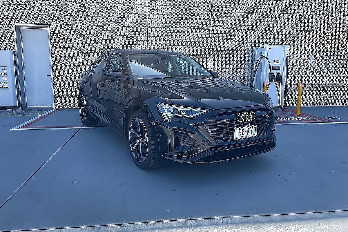 2024 Audi Q8 e-tron 55 GE