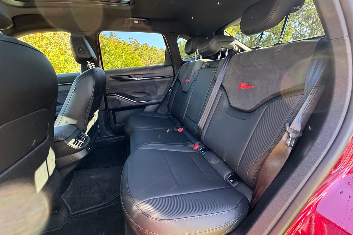 2024 GWM Haval H6GT Ultra PHEV B03