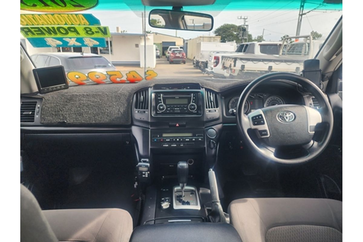 2013 Toyota Landcruiser GX VDJ200R