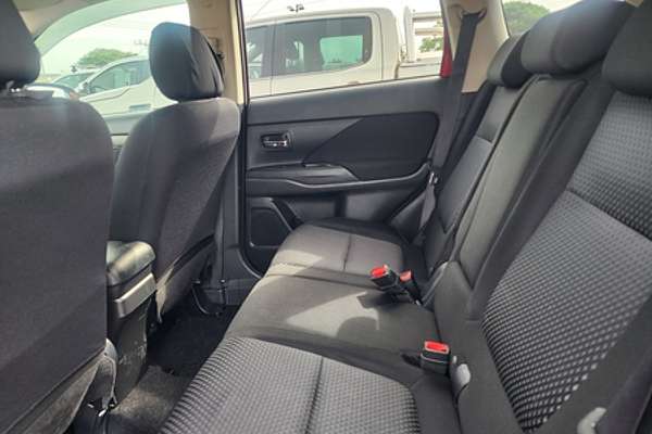 2016 Mitsubishi Outlander LS ZK