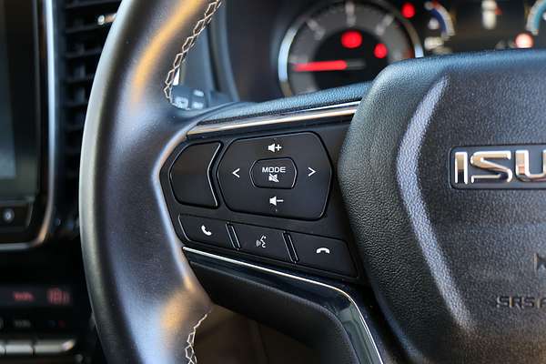 2023 Isuzu MU-X LS-T