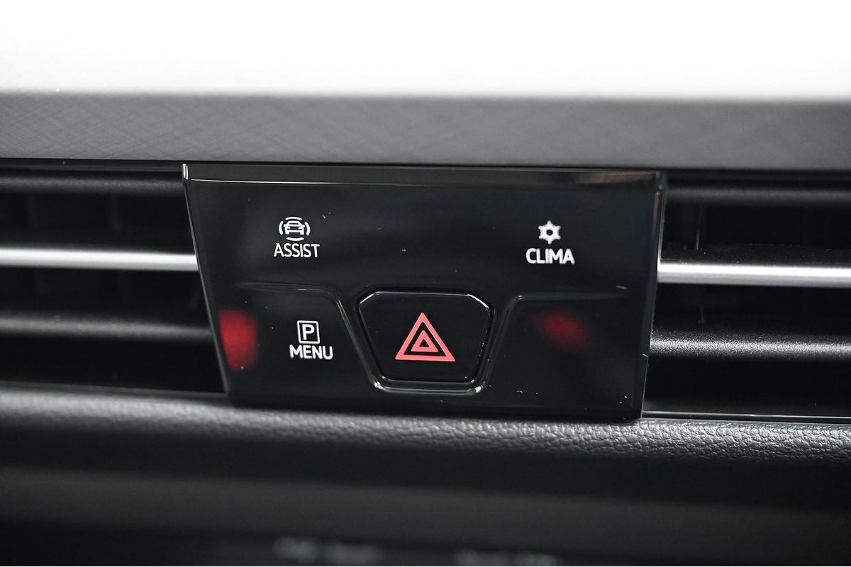 2024 Volkswagen Golf 110TSI Life 8