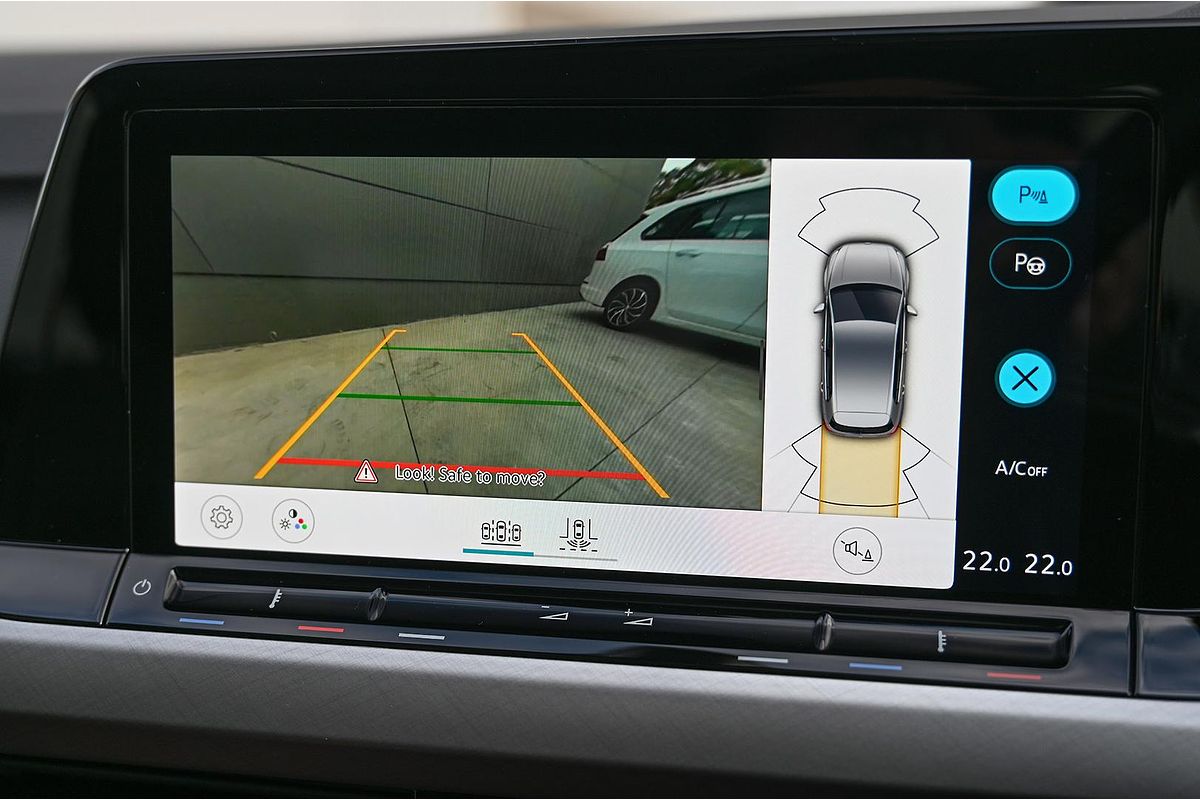 2024 Volkswagen Golf 110TSI Life 8