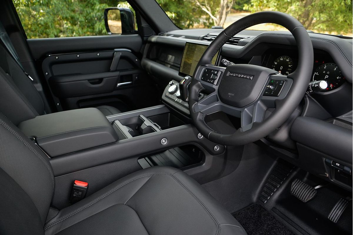 2024 Land Rover Defender 110 D350 X-Dynamic HSE L663