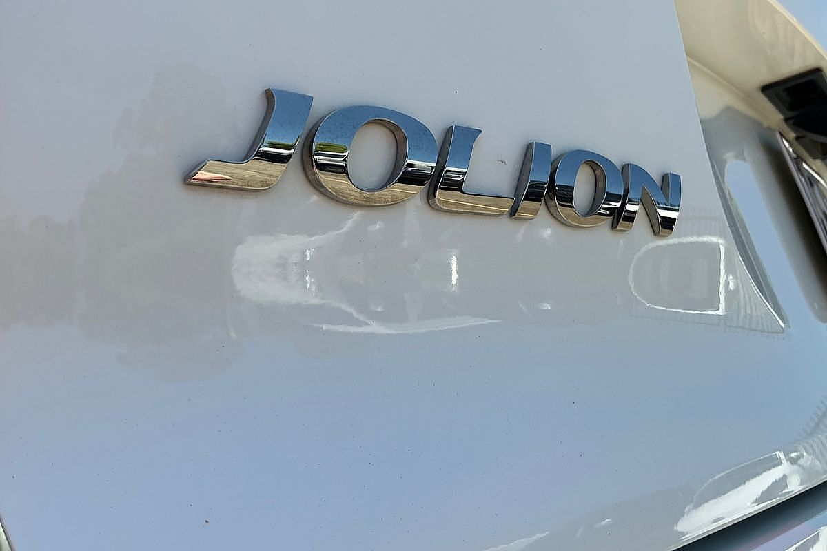 2022 GWM Haval Jolion Lux A01