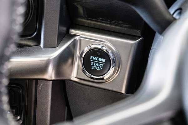 2023 Ford F-150 Lariat 4X4 SWB