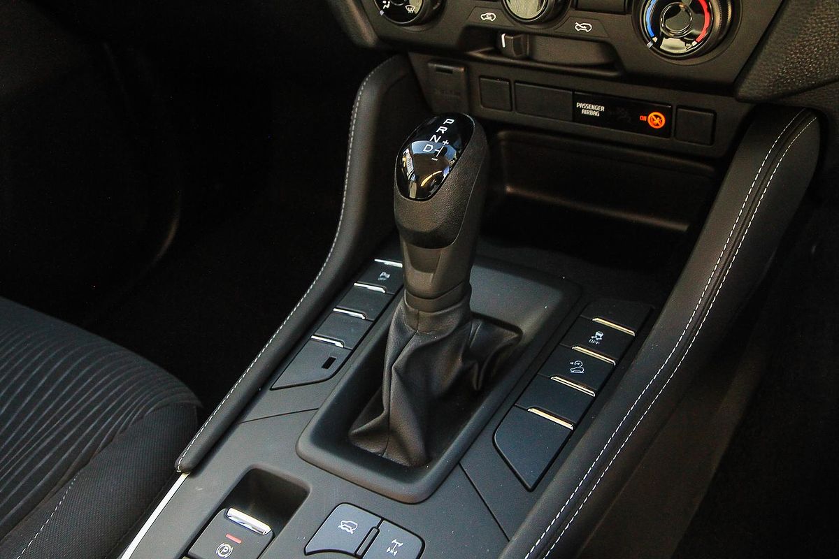 2025 Isuzu MU-X LS-M